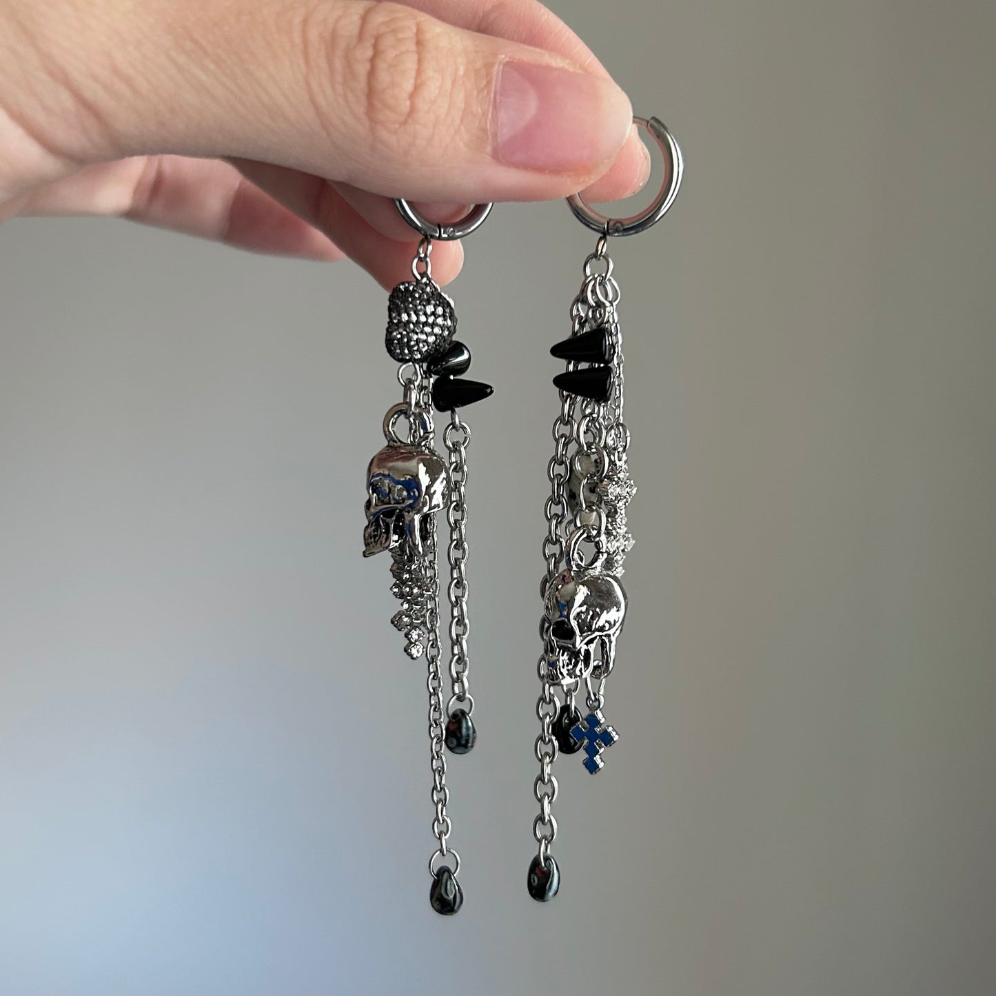 skull charm earrings