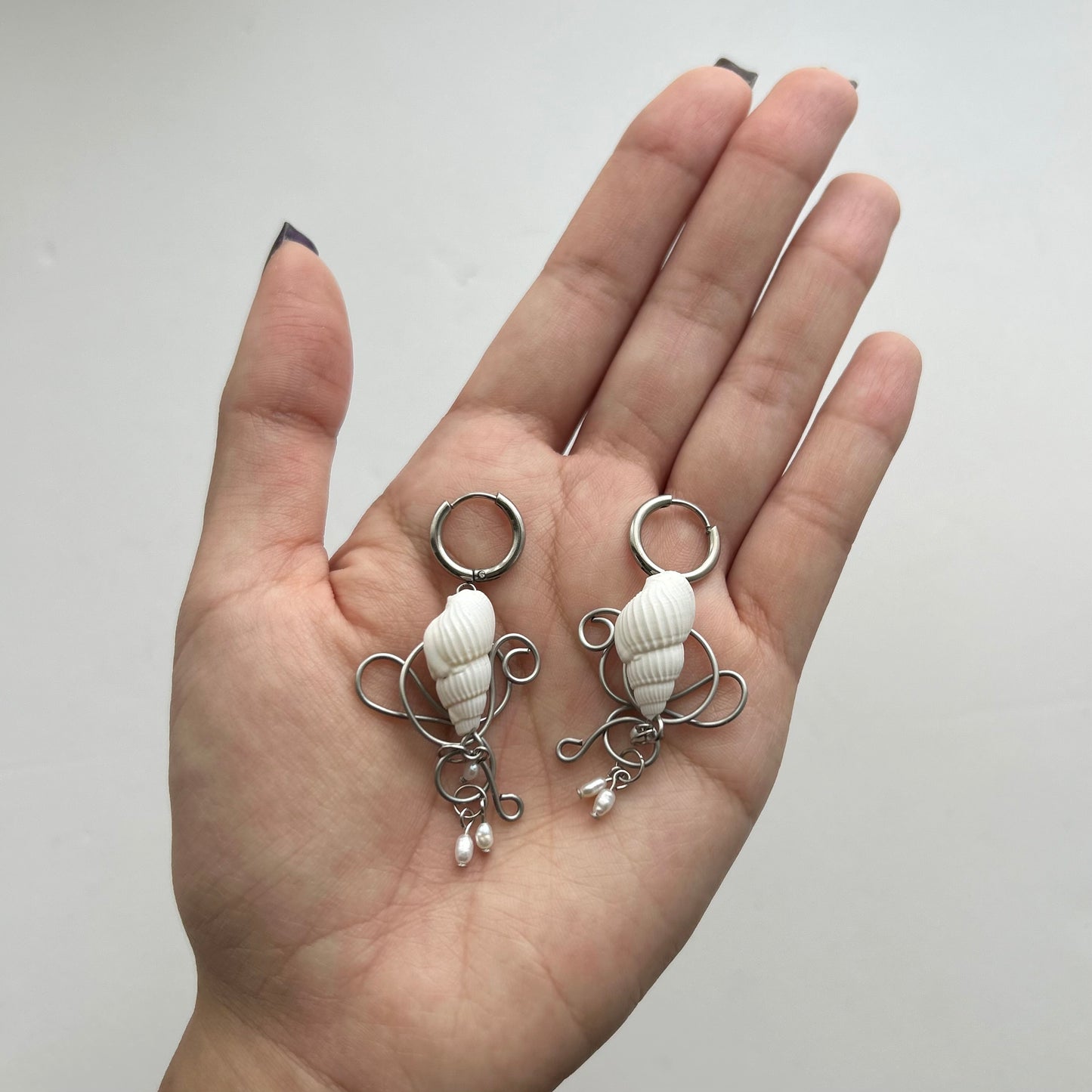 Shell Pearl Earrings